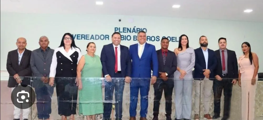 População questiona: vereadores de São Félix do Araguaia estariam no bolso do prefeito?