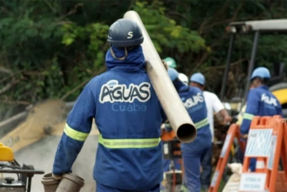  Juíza manda concessionária retomar fornecimento de água em 24 horas