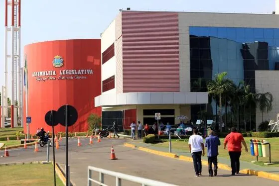 PEC propõe data fixa para Estado pagar RGA dos servidores públicos