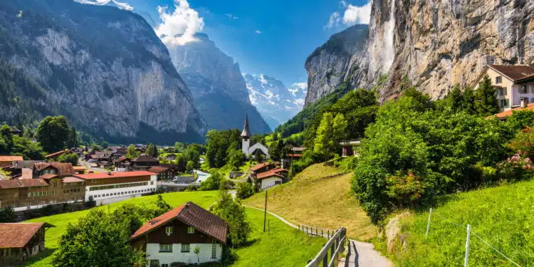 Ranking revela as cidades mais caras do mundo paras se viver; veja lista