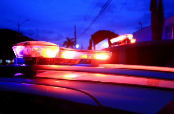 Jovem mata padrasto a facadas para defender mãe