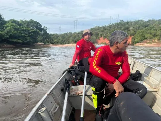 Jovem de 20 anos morre afogado no Rio Garças